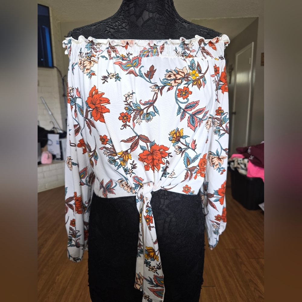 Polly & Esther Floral Off-Shoulder Blouse - White and Red